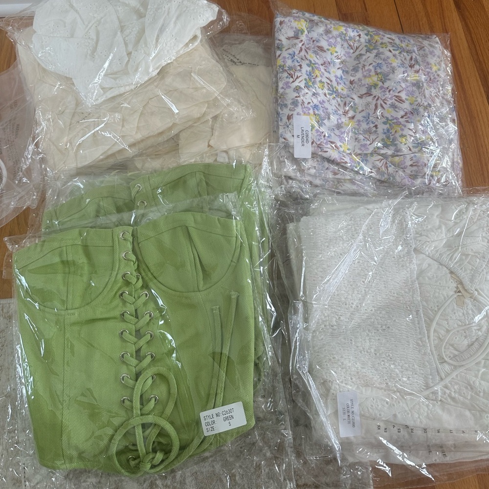 29 PC SPRING EDITION CLOTHING BUNDLE LOT